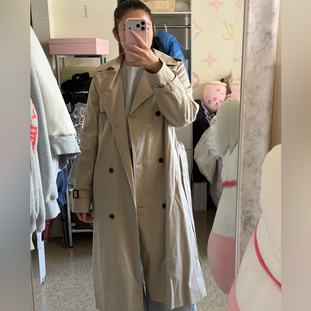 Aritzia Finch Beige Trench Coat